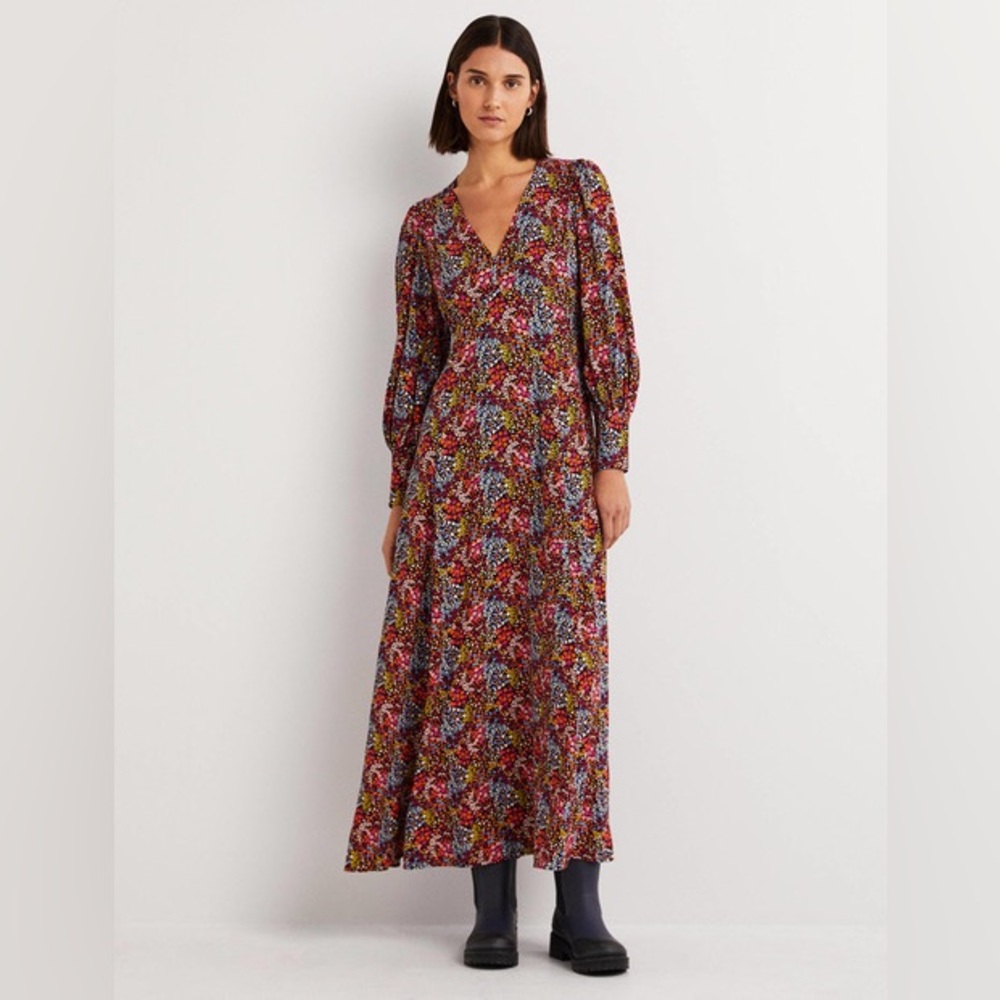 V-Neck Empire Maxi Dress | Ditsy Garden